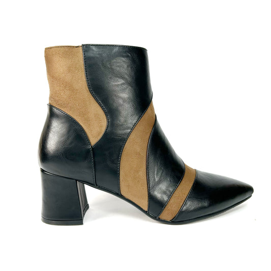 BOTÍN COMBINADO NEGRO-CAMEL 462K023