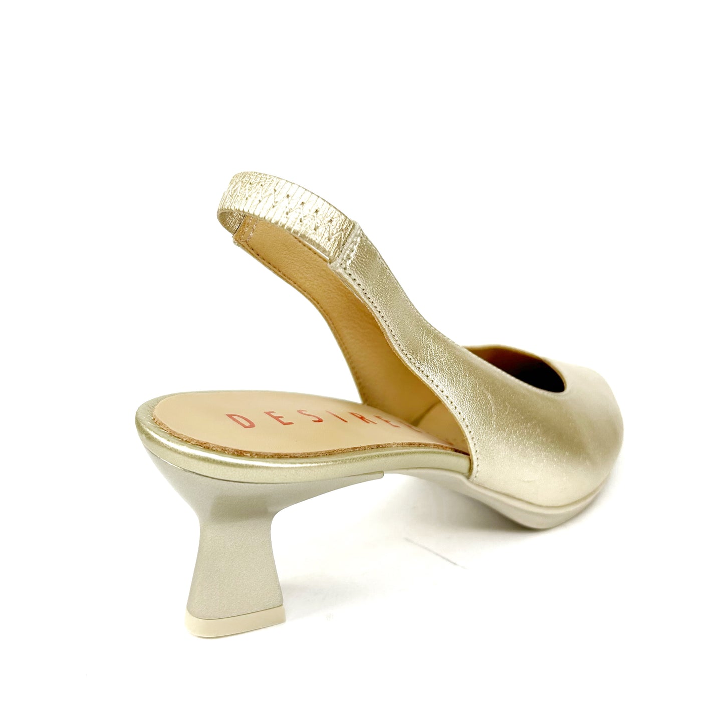 SALÓN MUJER PLATINO MACA2