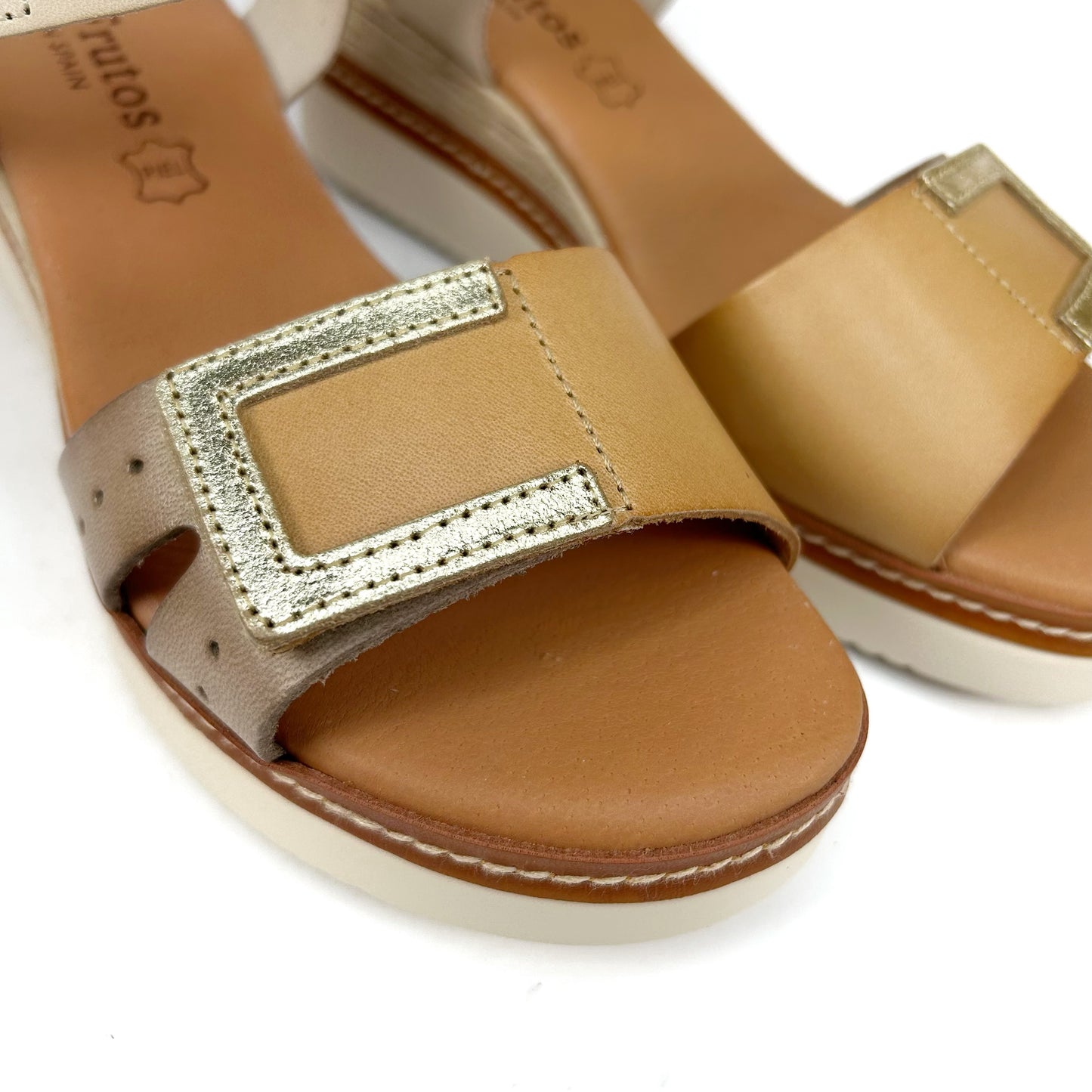 SANDALIA MUJER BEIGE-CUERO 558