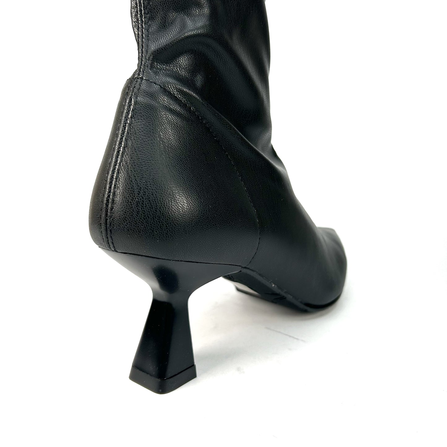 BOTÍN MUJER NEGRO 2475B