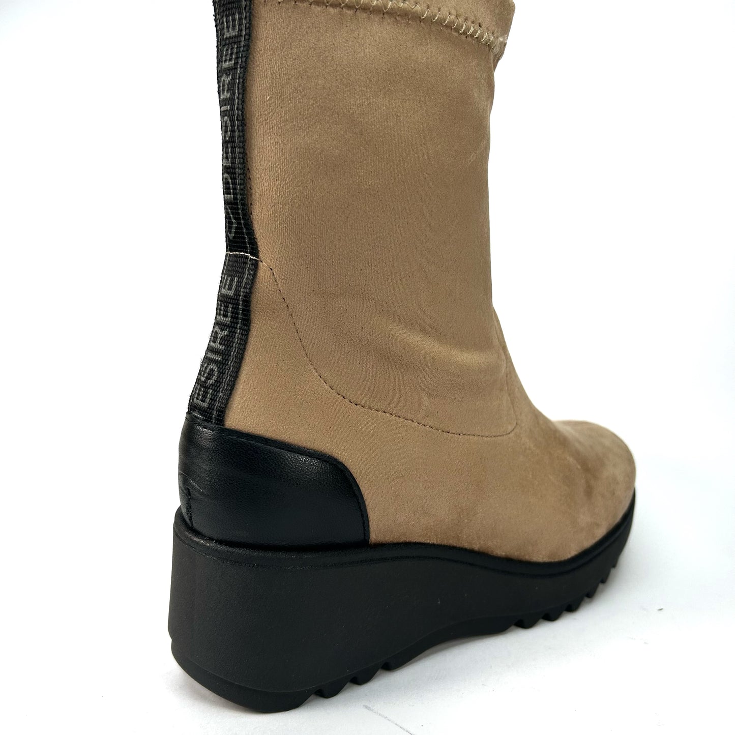 BOTIN MUJER DE LICRA CON CUÑA CAMEL BASE2