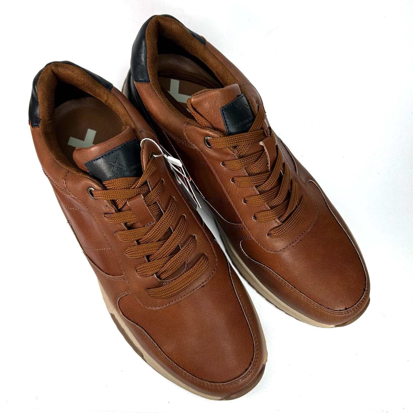 ZAPATILLA HOMBRE CUERO 144557
