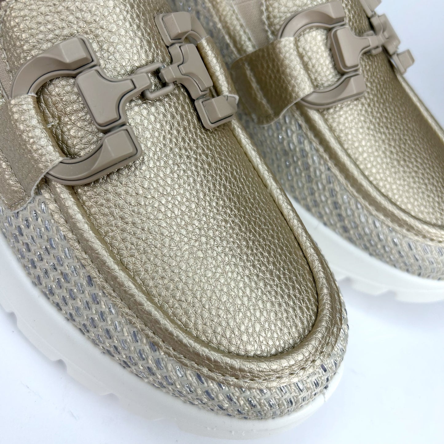 MOCASÍN DE MUJER PLATINO 25M269