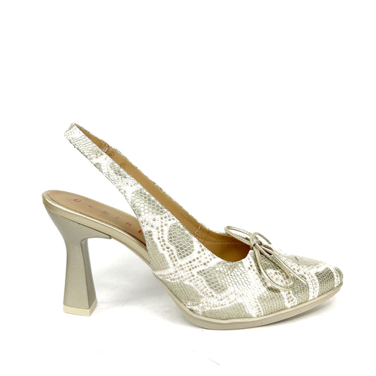 SALÓN MUJER SERPIENTE ORO SAGA19