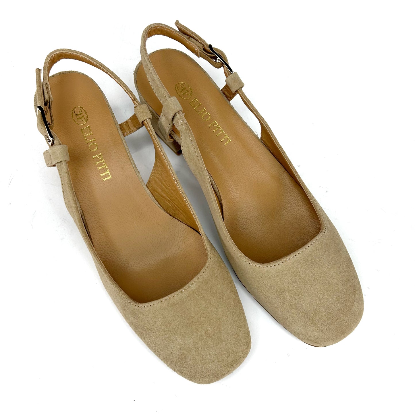 ZAPATO DE MUJER BEIGE 8105