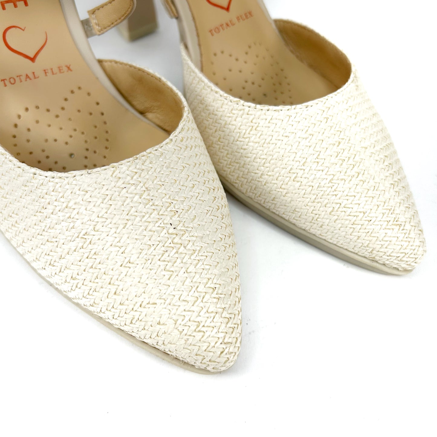 SALON MUJER HIELO SAGA15