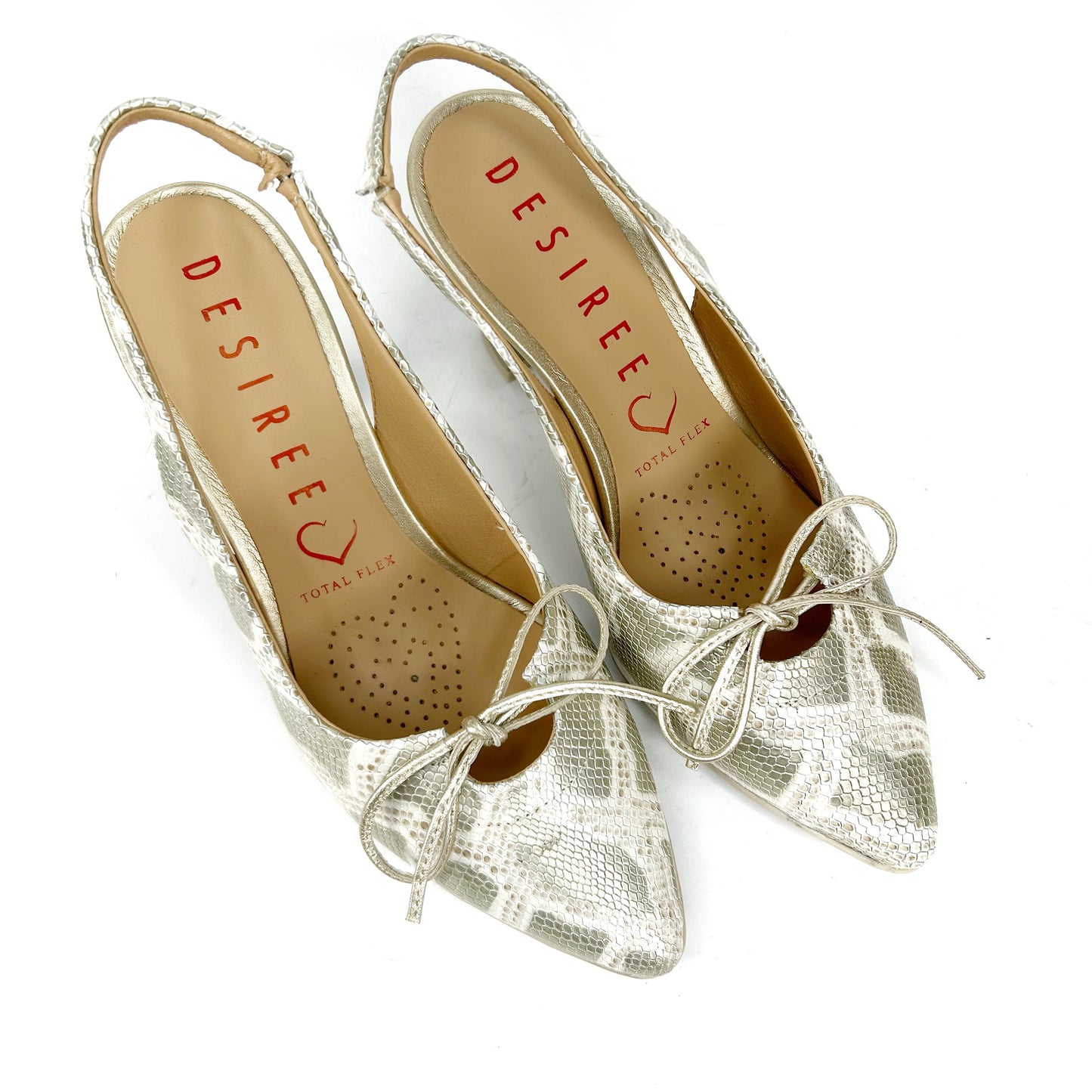 SALÓN MUJER SERPIENTE ORO SAGA19