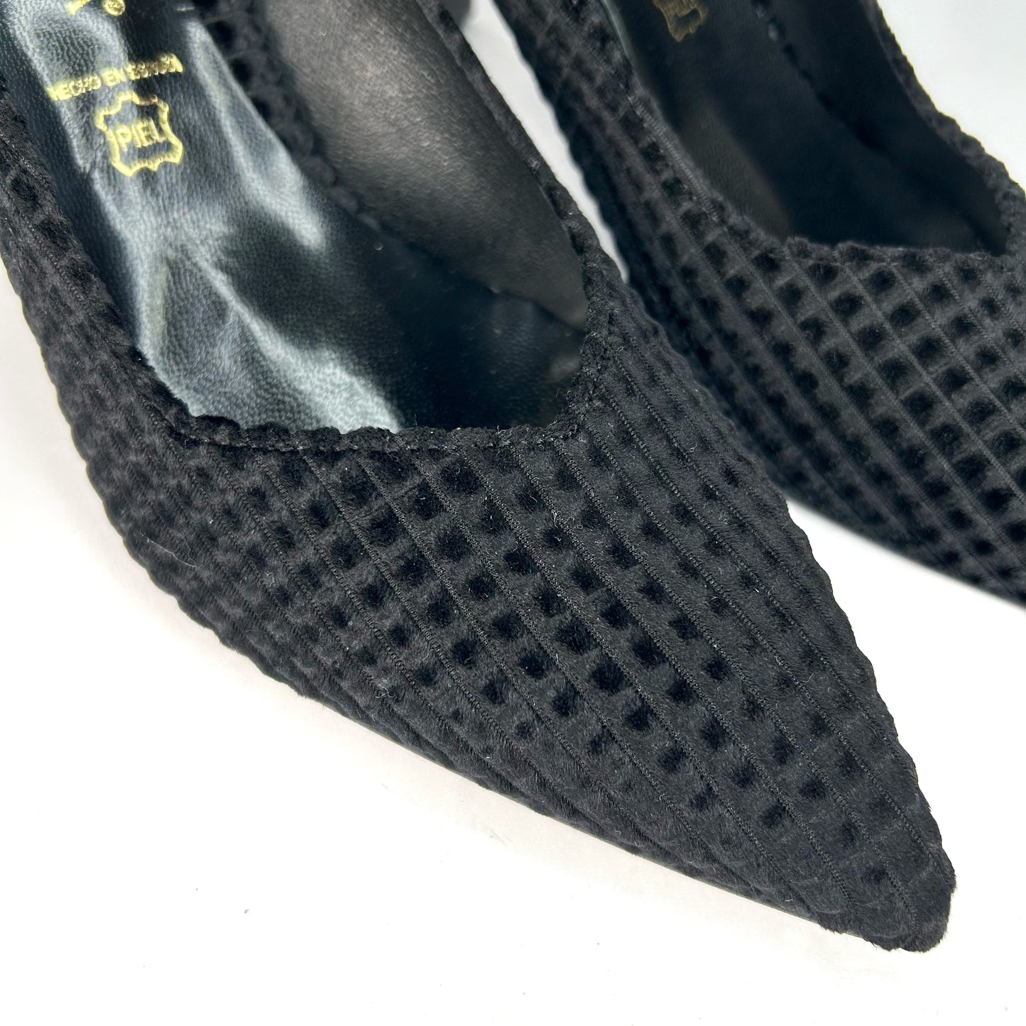 SALÓN MUJER NEGRO MOIRA 2333BM