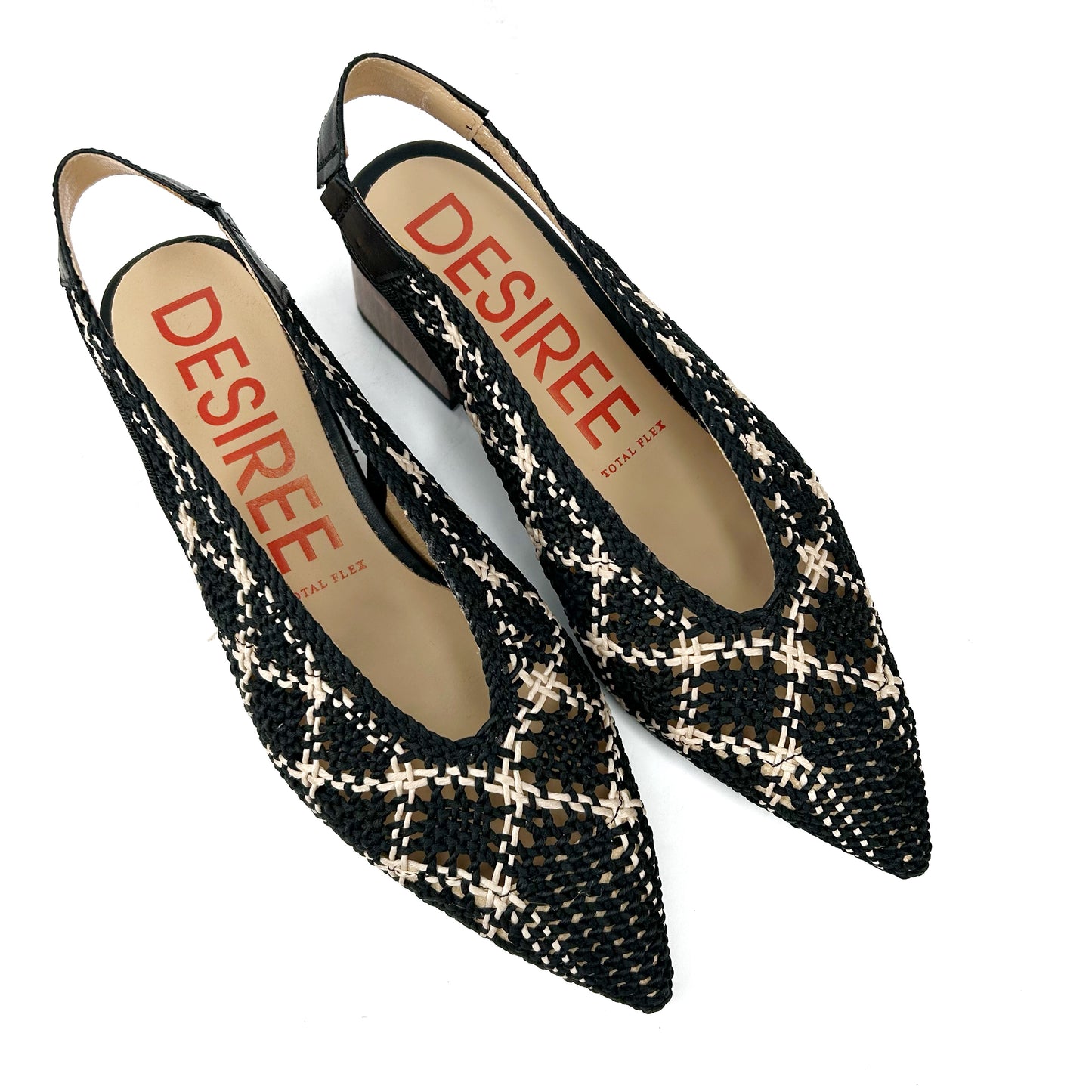 SALÓN MUJER REJILLA NEGRO PRAGA7