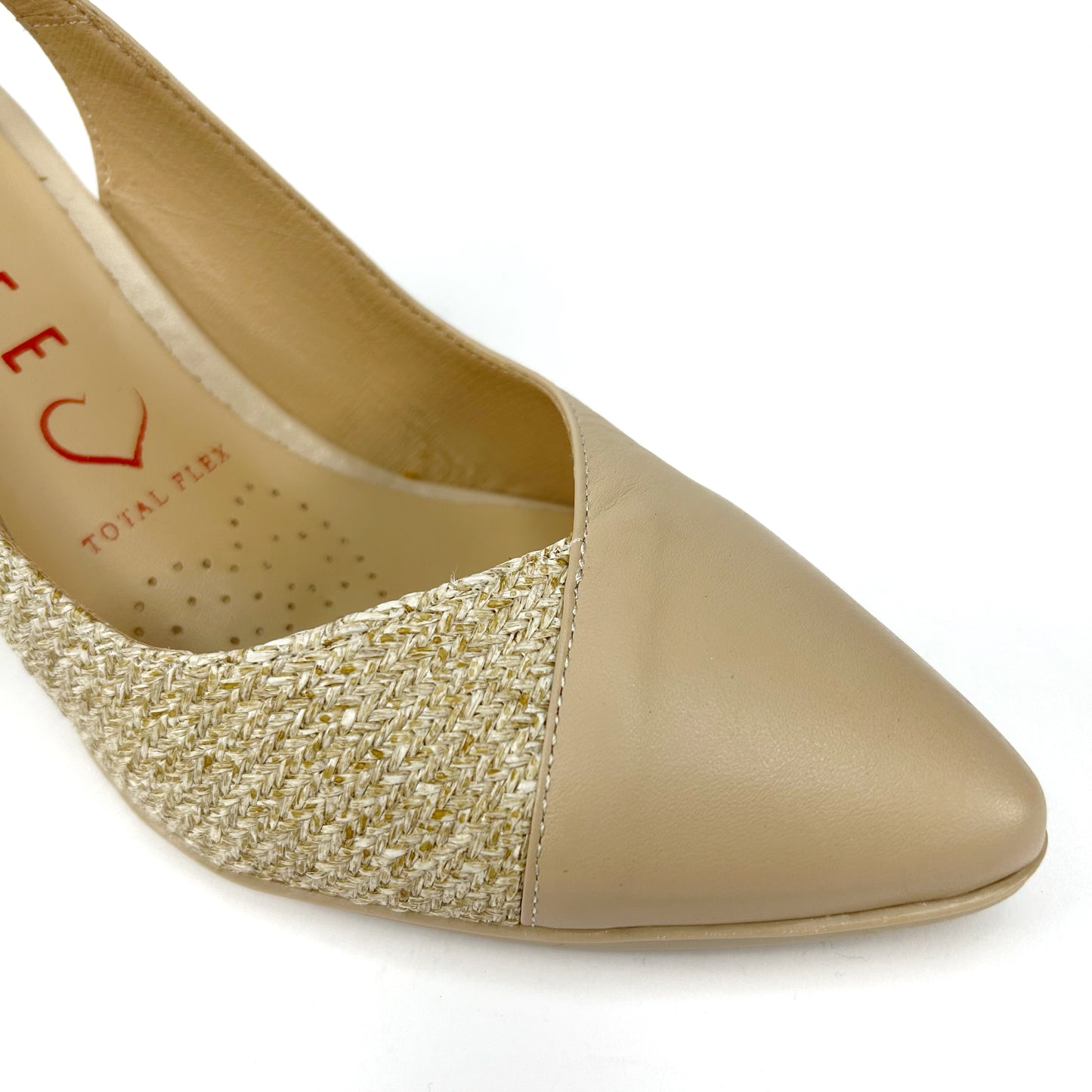 SALÓN MUJER CAMEL SAGA21