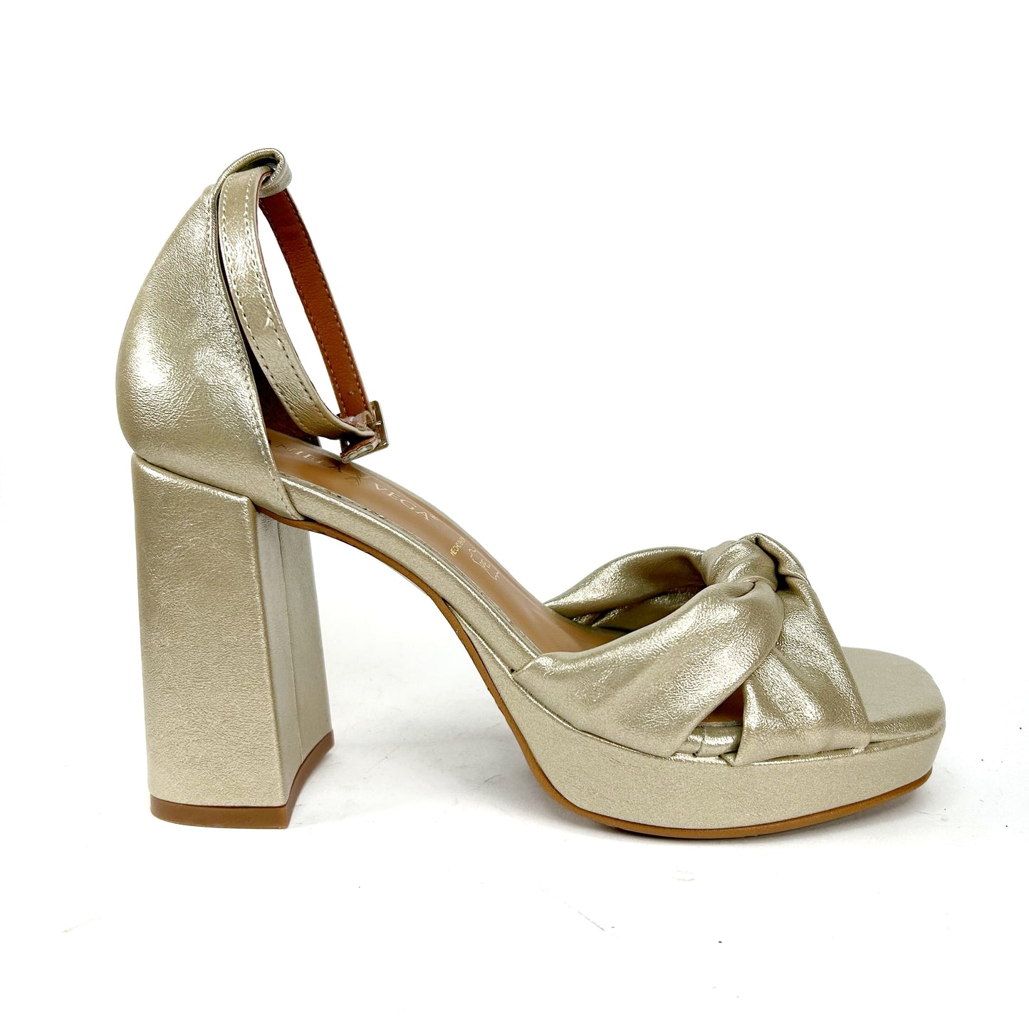 SANDALIA MUJER PLATAFORMA PLATINO 2680O