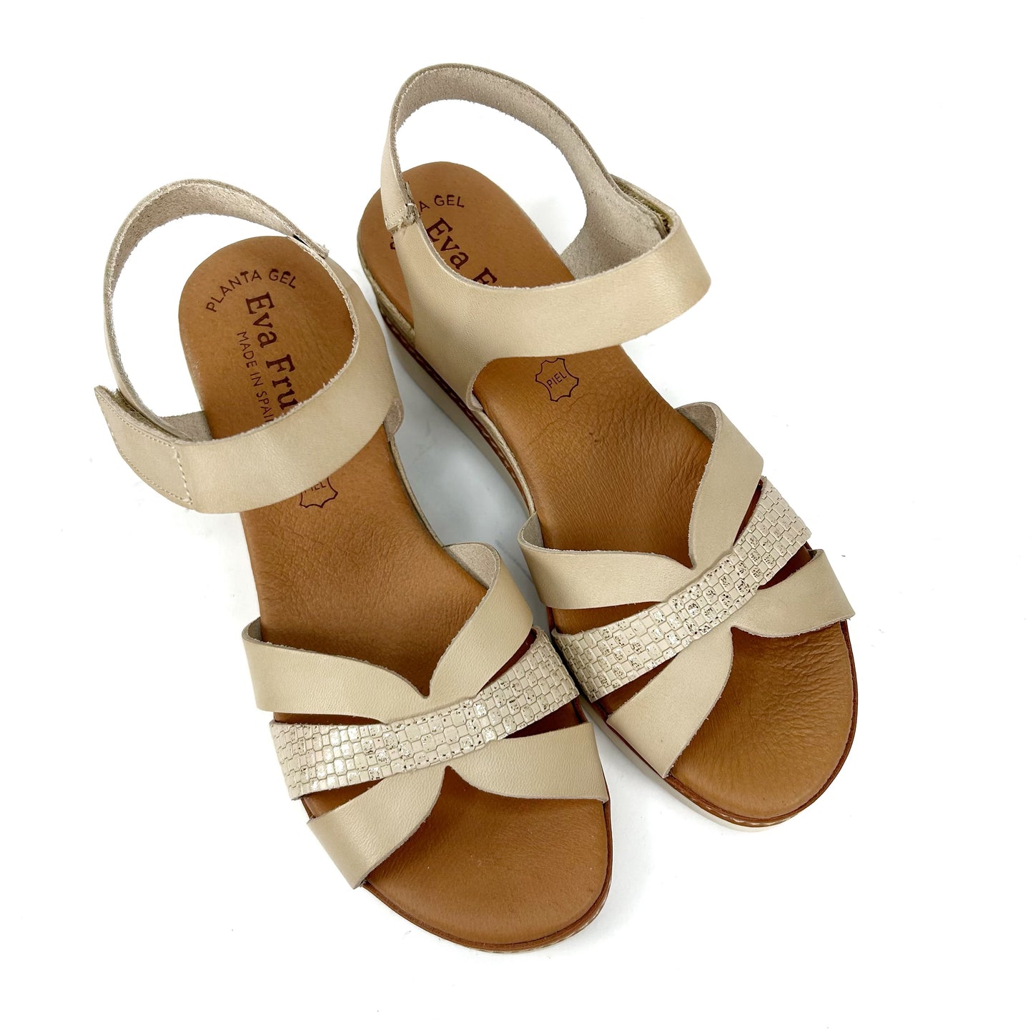 SANDALIA MUJER BEIGE CUÑA 5500